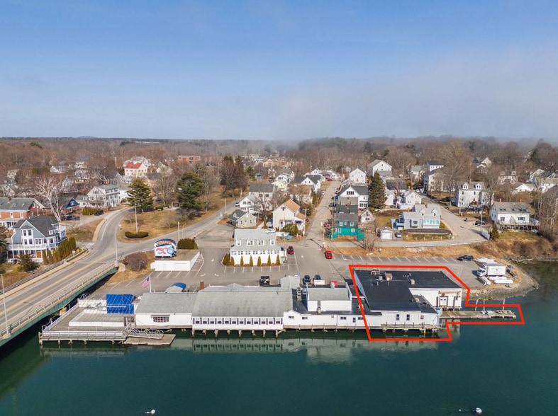 More Photos Of 9 Water St, Kittery General Retail For Lease