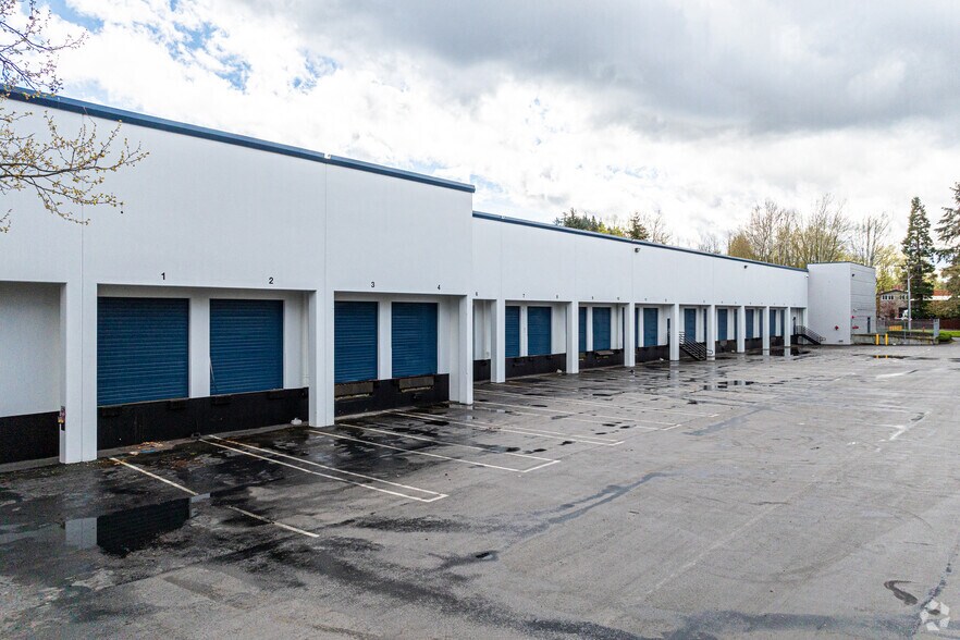 More Photos Of 21612 88th Ave S, Kent Warehouse For Lease