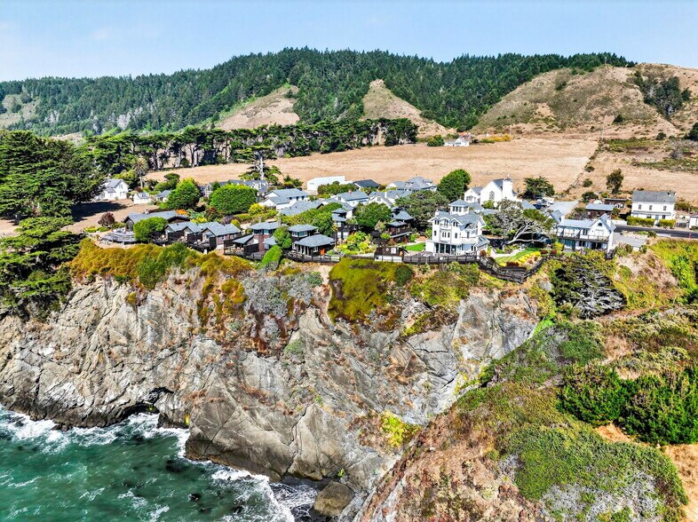 More Photos Of 5920 Ca-1, Elk Hotel For Sale