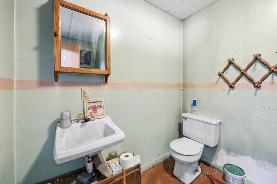 More Photos Of 688 Frey Rd, Macedon General Retail For Sale