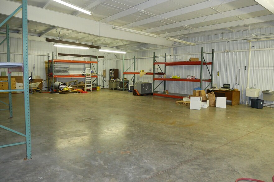 More Photos Of 325 N Central Ave, Owen Warehouse For Sale