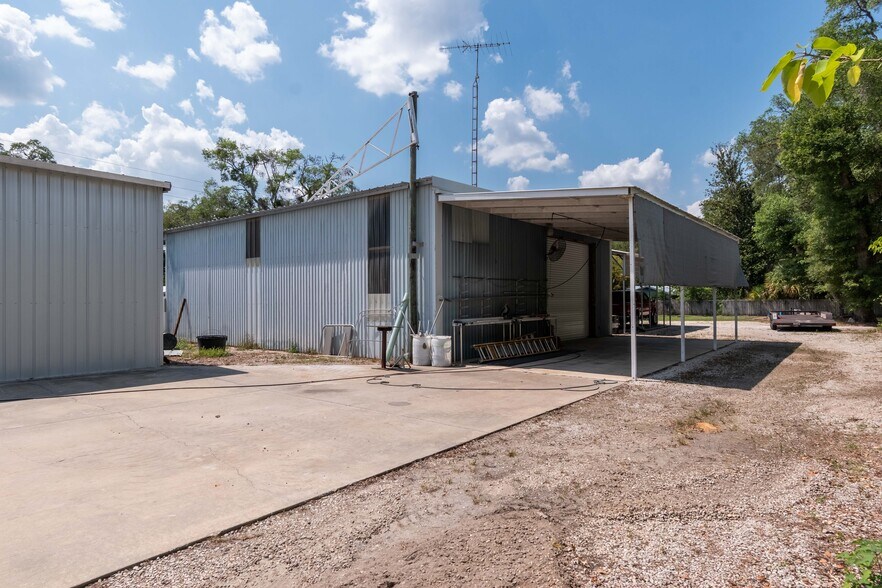 More Photos Of 507 SE 6th St, Williston Self Storage For Sale