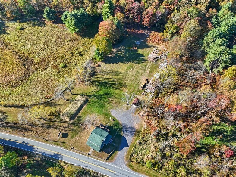 More Photos Of 221 Upper Swiftwater Rd, Cresco Apartments For Sale