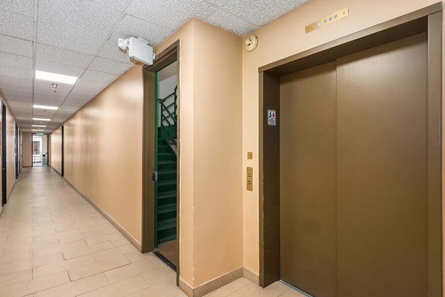 More Photos Of 50 S Anaheim Blvd, Anaheim Office For Lease