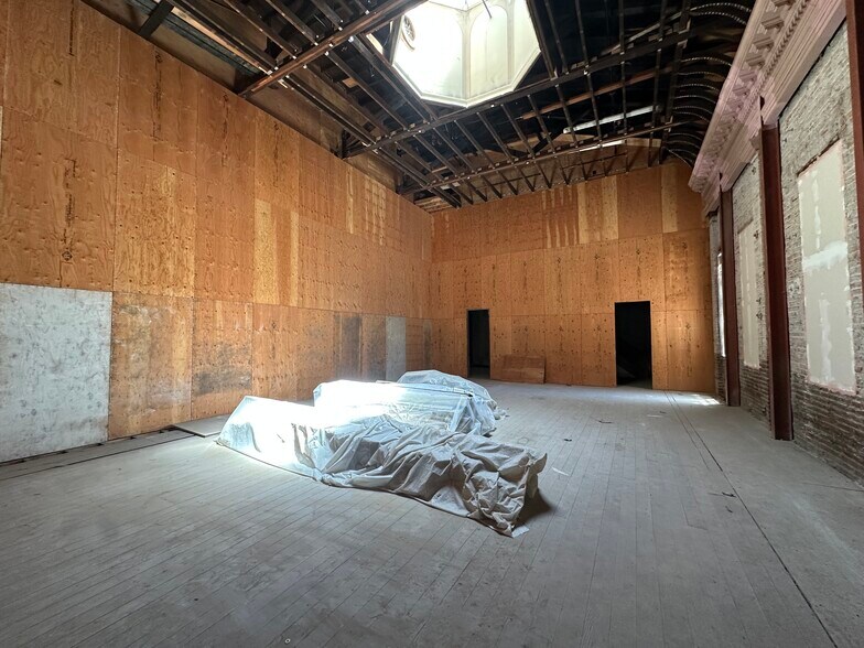 More Photos Of 82-96 E Santa Clara St, San Jose Office For Sale