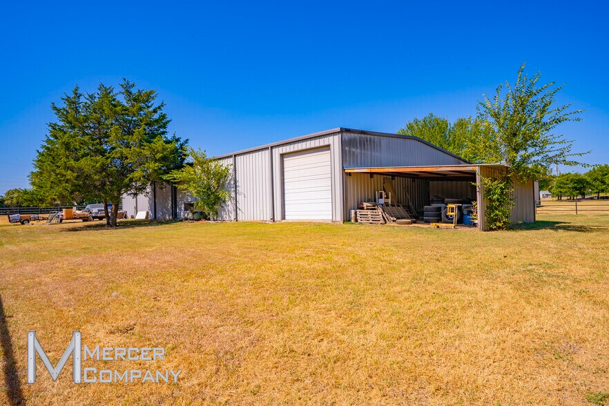 More Photos Of 12683 Rendon Rd, Burleson Manufacturing For Sale
