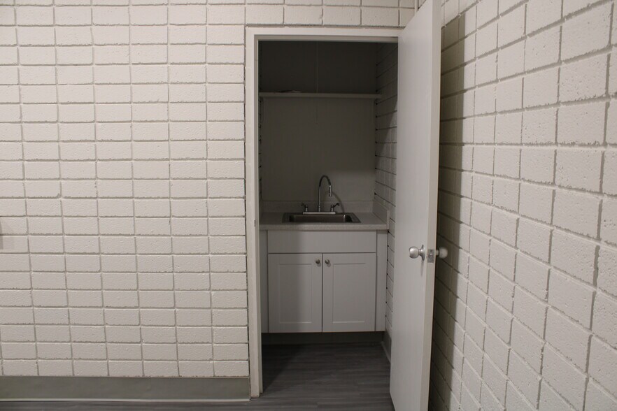 More Photos Of 575 Forest St, Reno Office For Lease