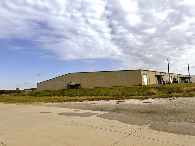 More Photos Of 2314 Wilkens Dr, Chillicothe Unknown For Lease
