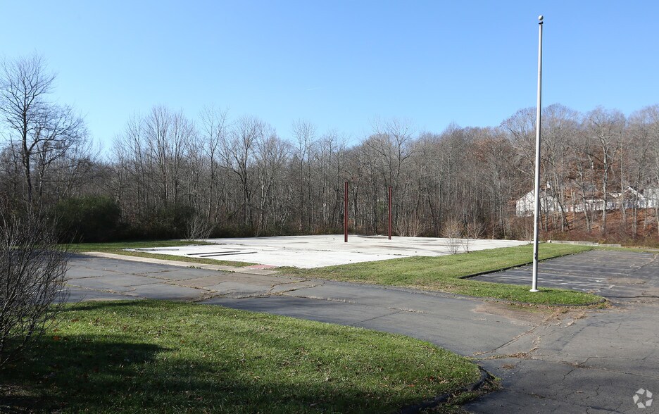 Primary Photo Of 2180 Foxon Rd, North Branford Land For Sale