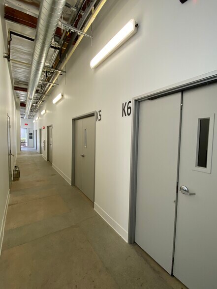 More Photos Of 1829 22nd St, Sacramento Warehouse For Lease