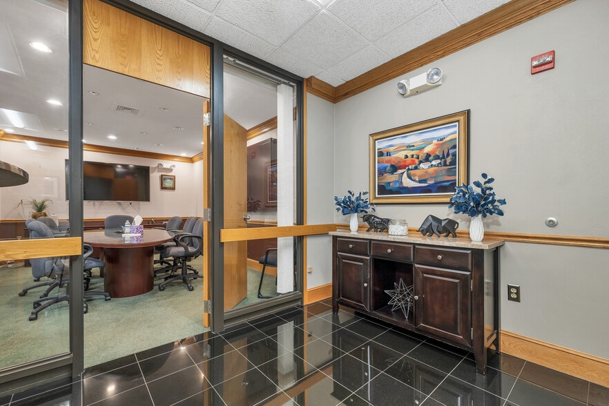 More Photos Of 231 Sutton St, North Andover Medical For Sale