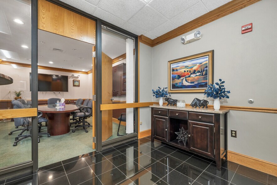 More Photos Of 231 Sutton St, North Andover Medical For Sale