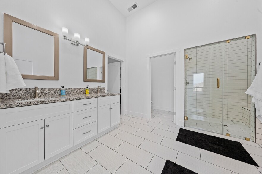 More Photos Of 1929 US-395, Gardnerville Apartments For Sale