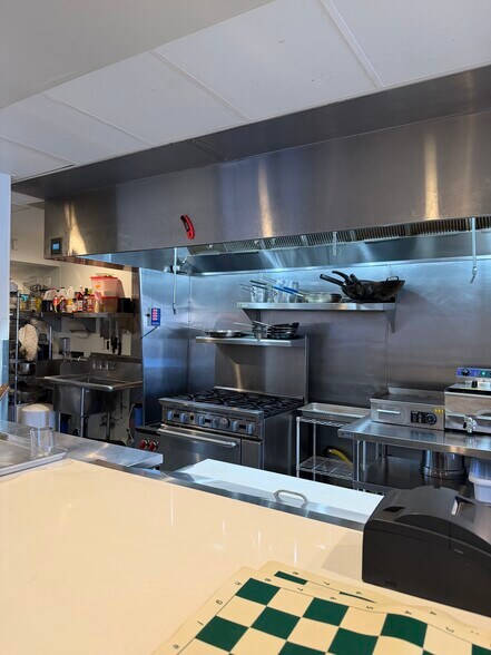 More Photos Of 1822 N Broadway, Los Angeles Storefront Retail Office For Sale