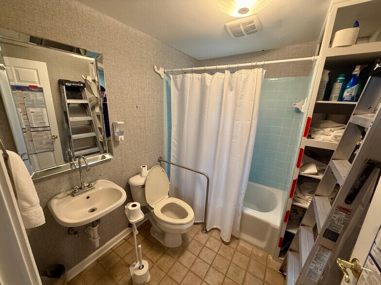 More Photos Of 2477 Sadler Rd, Fernandina Beach Office For Lease