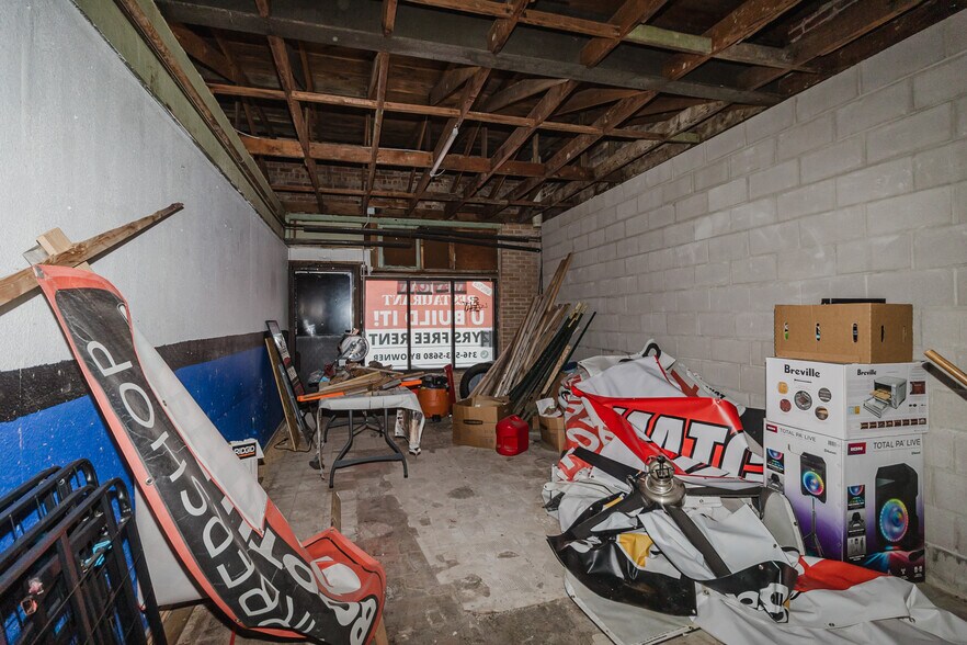 More Photos Of 3117 E 13th St, Wichita Freestanding For Sale