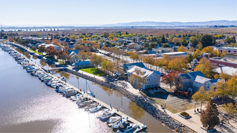 More Photos Of 950 Marina Cir, Suisun City Land For Sale