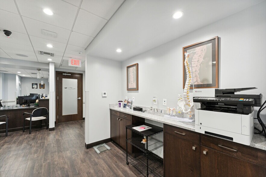 More Photos Of 160 John F Kennedy Dr, Lake Worth Medical For Lease