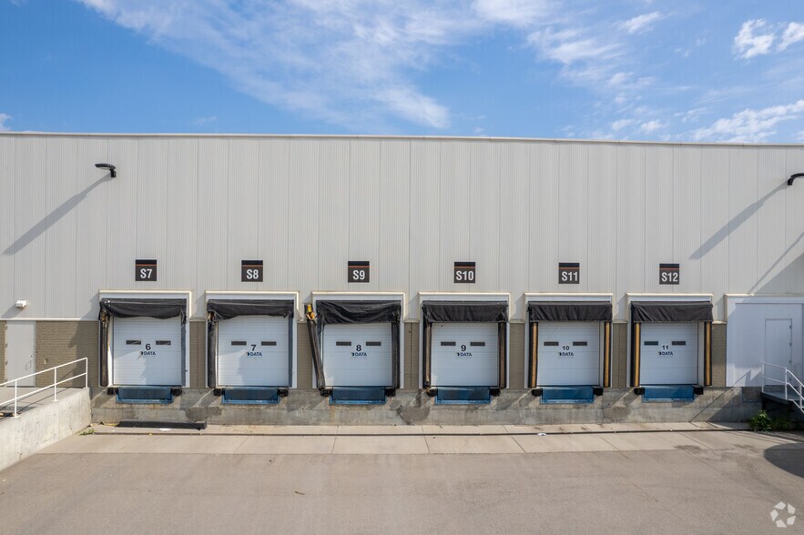 More Photos Of 2-10 Smed Ln SE, Calgary Distribution For Lease