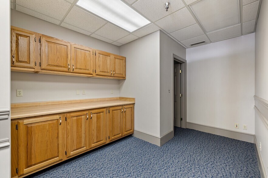 More Photos Of 380 N Main St, Mansfield Office Residential For Sale