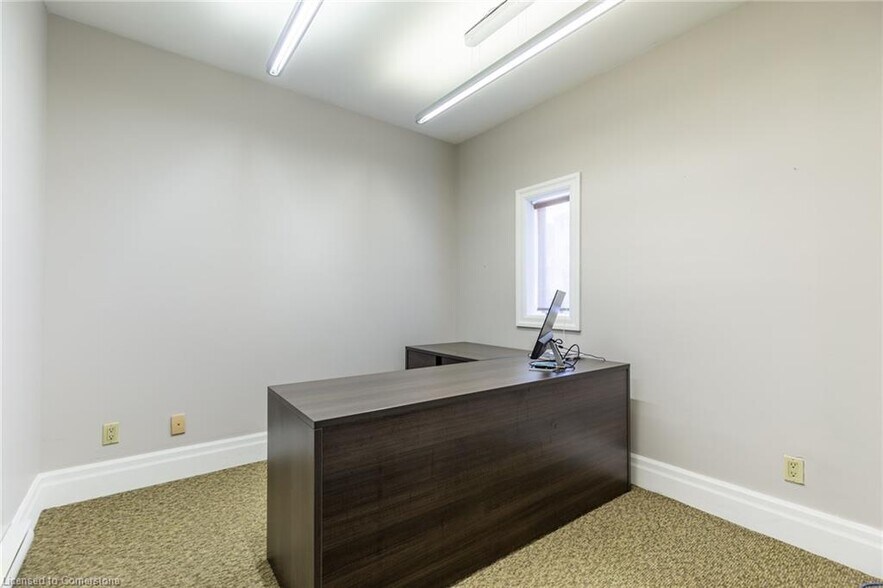 More Photos Of 21 Bold St, Hamilton Office Residential For Lease