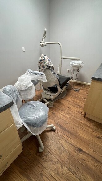 More Photos Of 3750 Virginia Beach Blvd, Virginia Beach General Retail For Lease