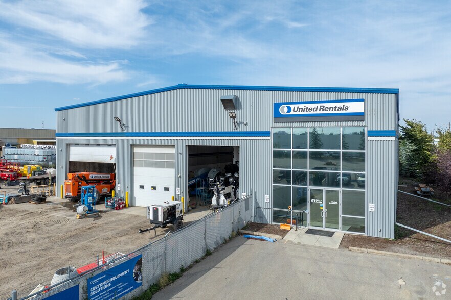 Primary Photo Of 4915 43rd St SE, Calgary Warehouse For Sale