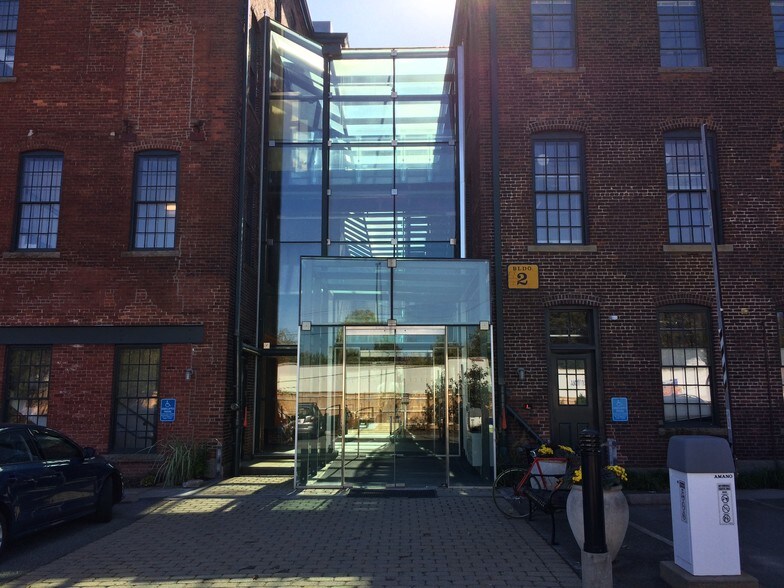 More Photos Of 166 Valley St, Providence Office Residential For Lease