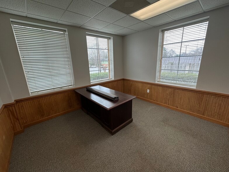 More Photos Of 285 Church St, Concord Office For Lease