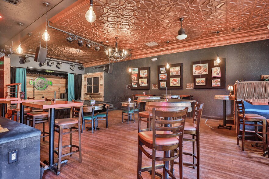 More Photos Of 251-253 Main St, Placerville Restaurant For Sale