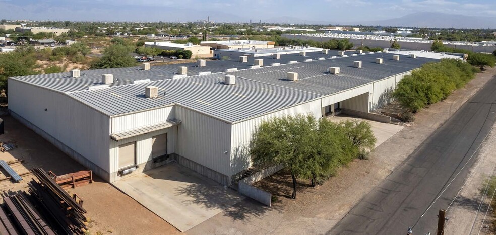 Primary Photo Of 6270 S Country Club Rd, Tucson Manufacturing For Sale