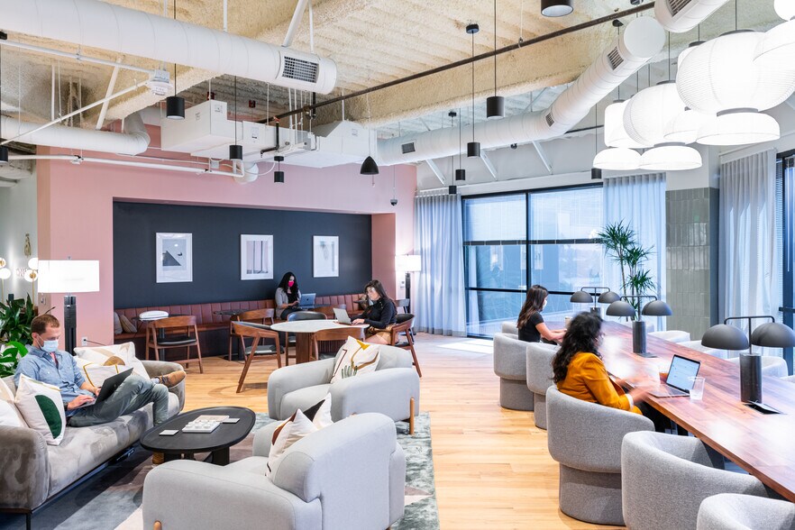 More Photos Of 3090 Bristol St, Costa Mesa Coworking Space