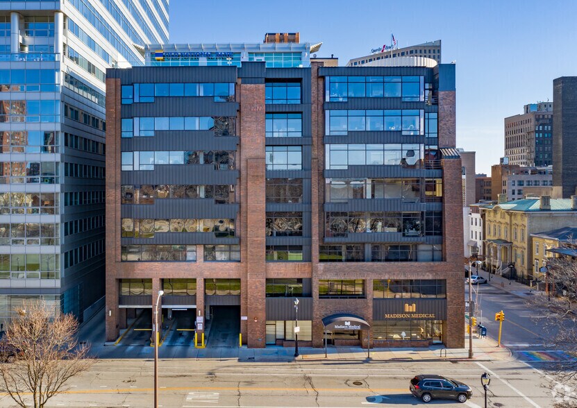 More Photos Of 788 N Jefferson St, Milwaukee Office For Lease