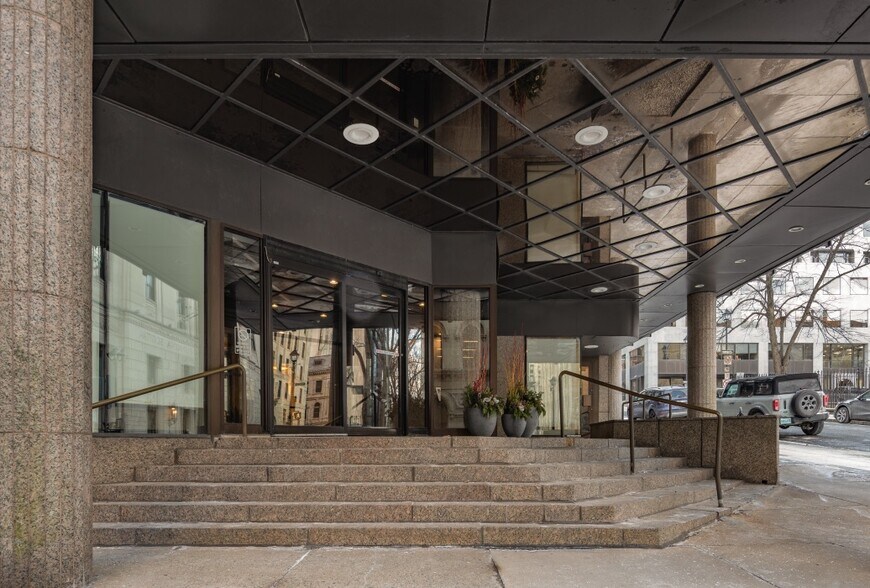 More Photos Of 1690 Hollis St, Halifax Office For Lease