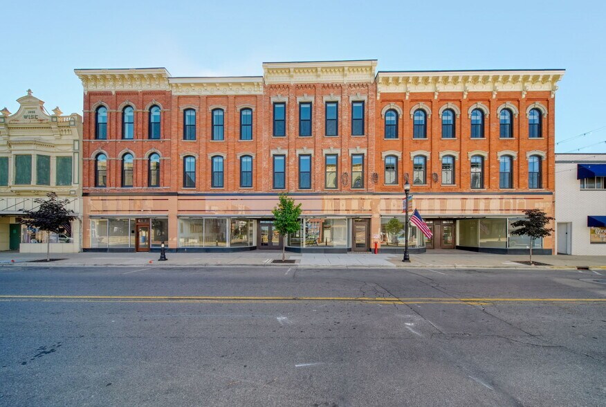 Primary Photo Of 115 S Main St, Adrian Apartments For Lease