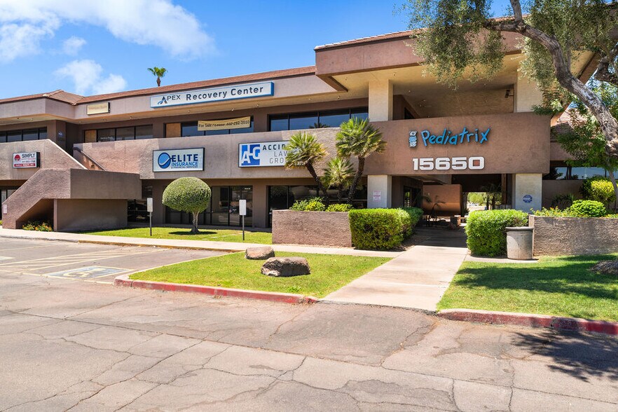 More Photos Of 15600-15650 N Black Canyon Hwy, Phoenix Office For Lease