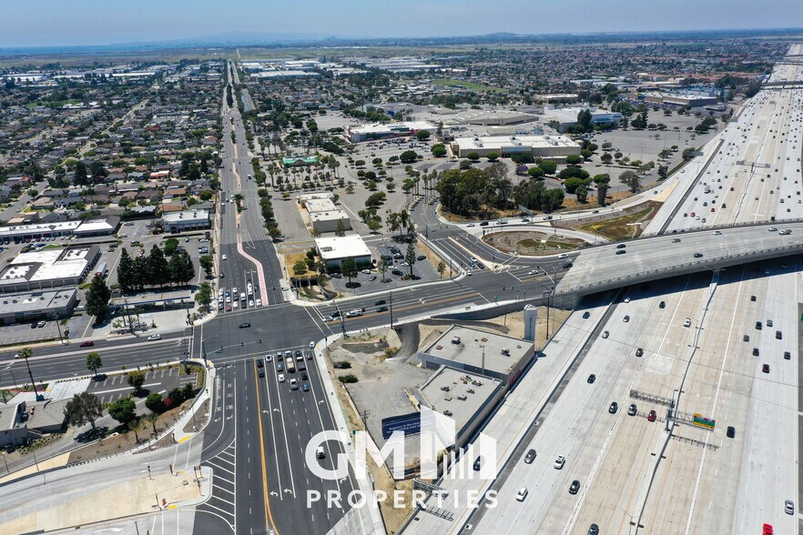 More Photos Of 14970 Goldenwest St, Westminster Freestanding For Lease