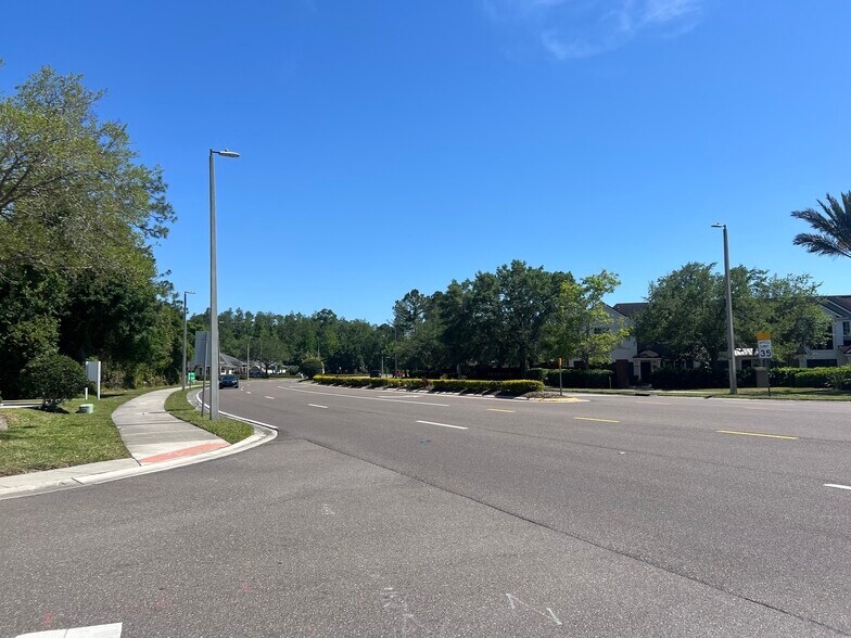 More Photos Of 11041-11043 Countryway Blvd, Tampa Office For Lease