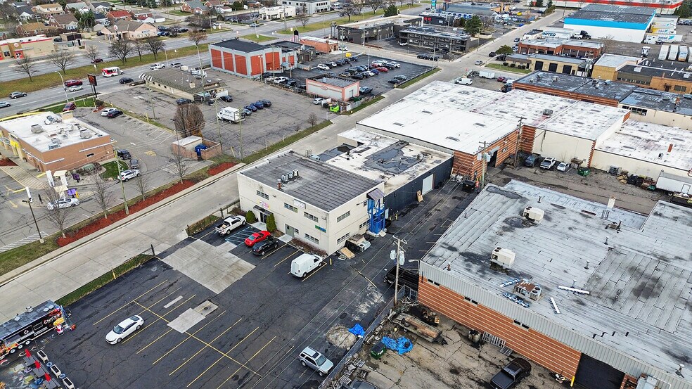 More Photos Of 25315 Kean St, Dearborn Industrial For Lease
