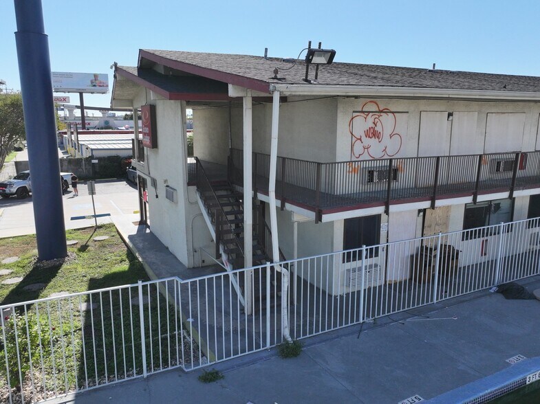 More Photos Of 9503 N Interstate 35, San Antonio Hotel For Sale