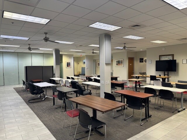 More Photos Of 11672 E Shea Blvd, Scottsdale Medical For Lease