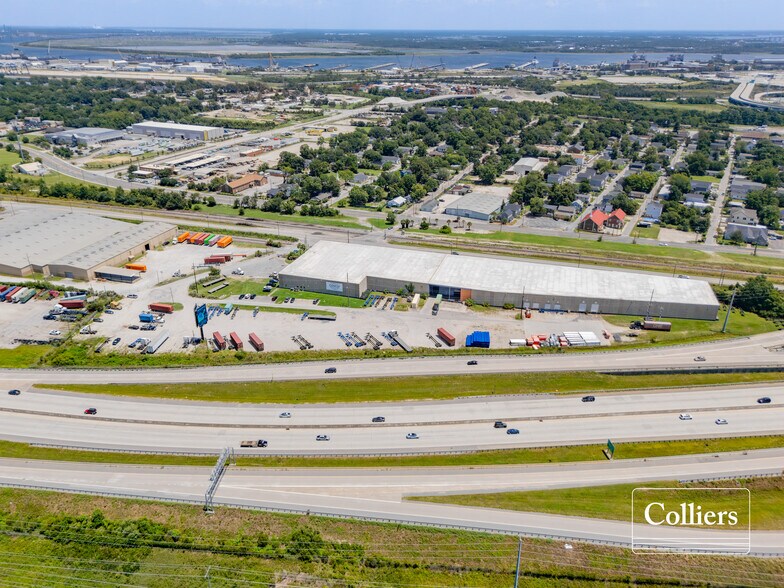More Photos Of 2453 King Street Ext, North Charleston Manufacturing For Lease