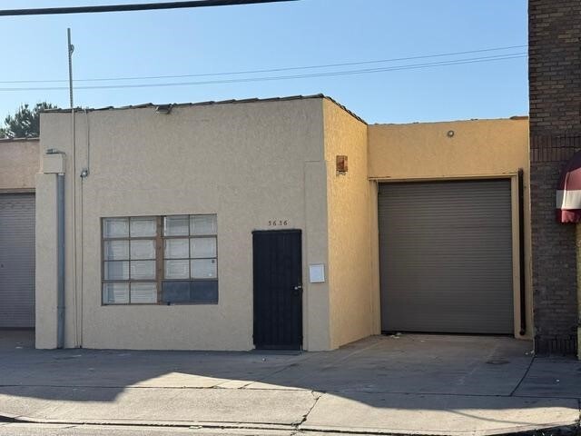 Primary Photo Of 3636 Fruitland Ave, Maywood Warehouse For Sale