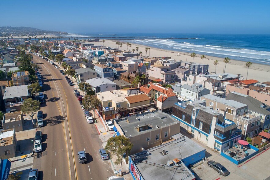 More Photos Of 2886-2888 Mission Blvd, San Diego Storefront Retail Residential For Sale