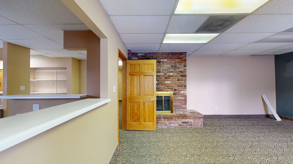 More Photos Of 5300 W Main St, Belleville Medical For Sale