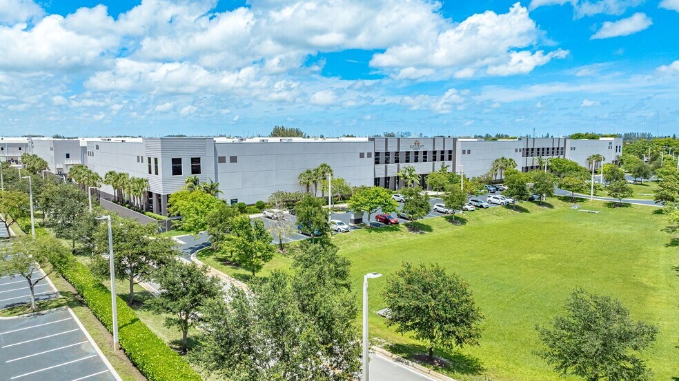 More Photos Of 3300 SW 64th Ave, Davie Unknown For Lease