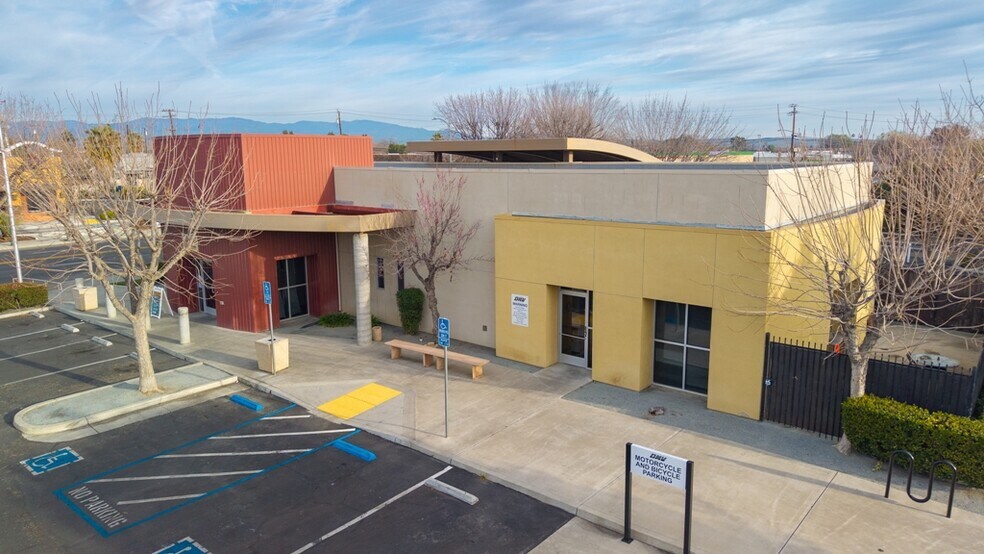 More Photos Of 406 E Elm Ave, Coalinga Office For Sale