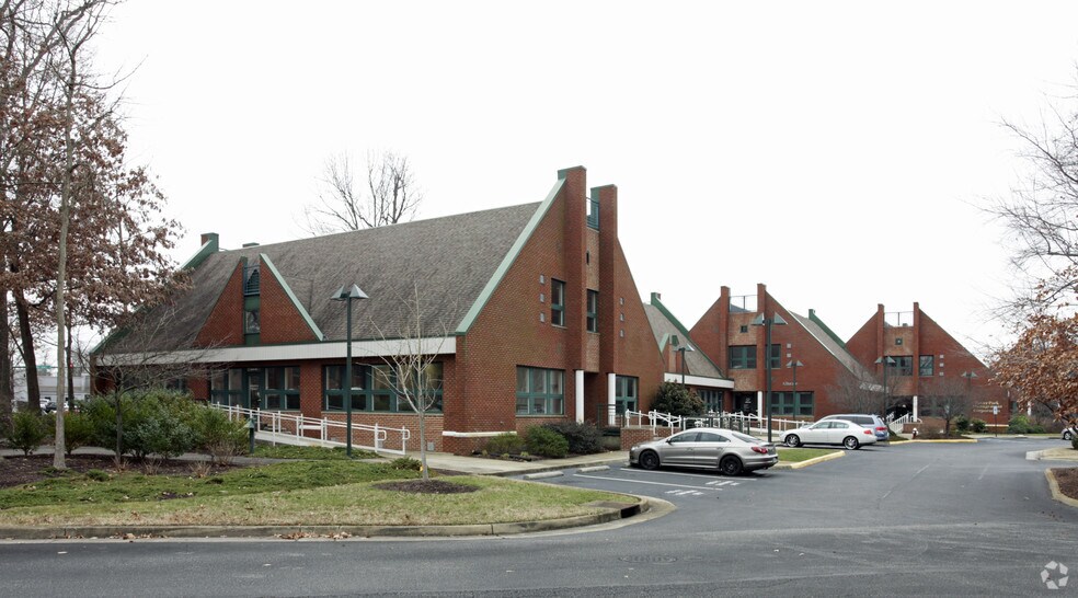 More Photos Of 735 Thimble Shoals Blvd, Newport News Office For Sale