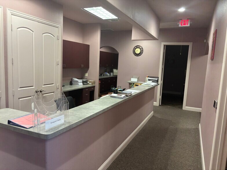 More Photos Of 3912 North Tarrant Pky, Fort Worth Medical For Lease