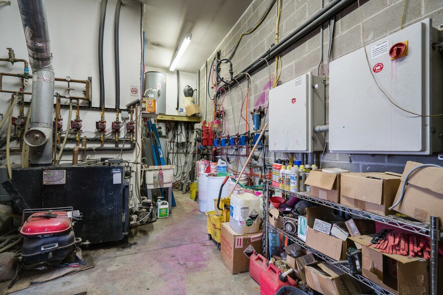 More Photos Of 1000 Shortcut Rd, Marine City Freestanding For Sale